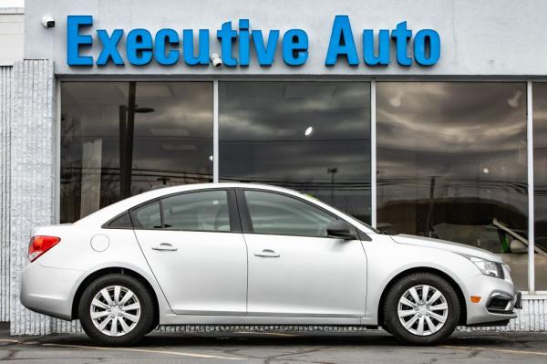 Used 2015 CHEVROLET CRUZE LS