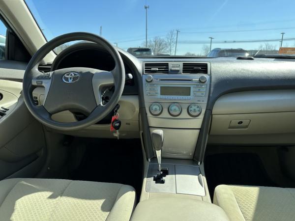 Used 2007 Toyota CAMRY LE LE