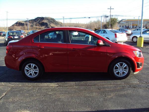 Used 2013 CHEVROLET SONIC LT LT