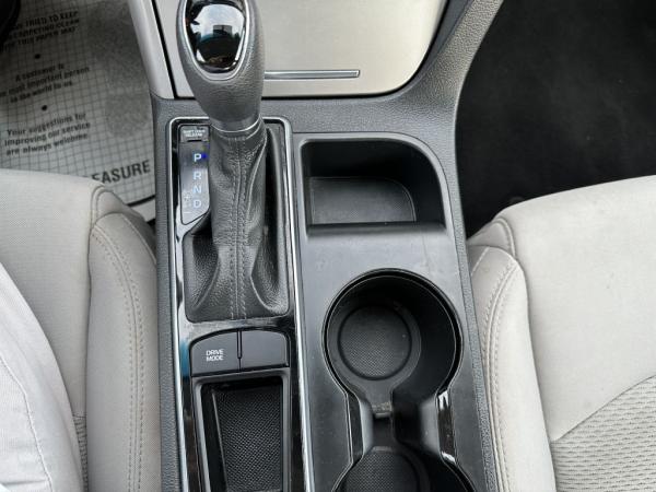 Used 2016 HYUNDAI SONATA SE SE