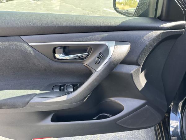 Used 2015 NISSAN ALTIMA 25S 25S