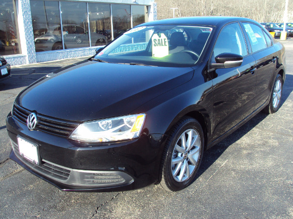 Used 2012 VOLKSWAGEN JETTA SE SE