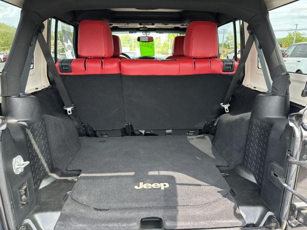 Used 2017 JEEP WRANGLER UNLIMI SPORT