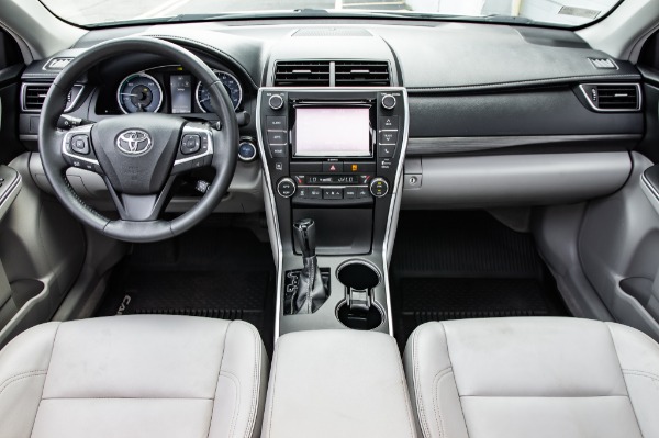 Used 2017 Toyota CAMRY XLE HYB HYBRID