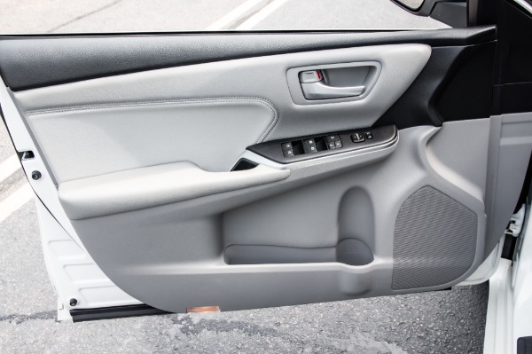 Used 2017 Toyota CAMRY XLE HYB HYBRID