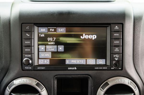 Used 2016 JEEP WRANGLER UNLIMI SPORT