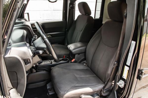 Used 2016 JEEP WRANGLER UNLIMI SPORT