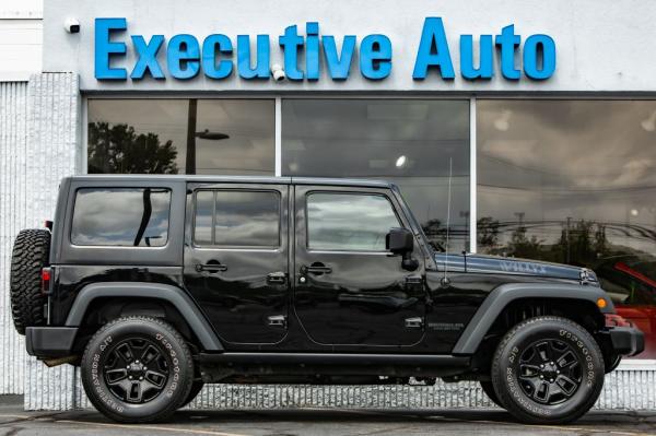 Used 2016 JEEP WRANGLER UNLIMI SPORT