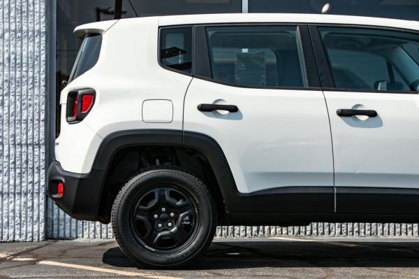 Used 2016 JEEP RENEGADE SPORT SPORT