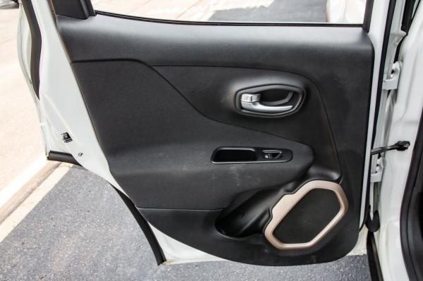 Used 2016 JEEP RENEGADE SPORT SPORT