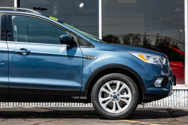 Used 2018 FORD ESCAPE SE SE