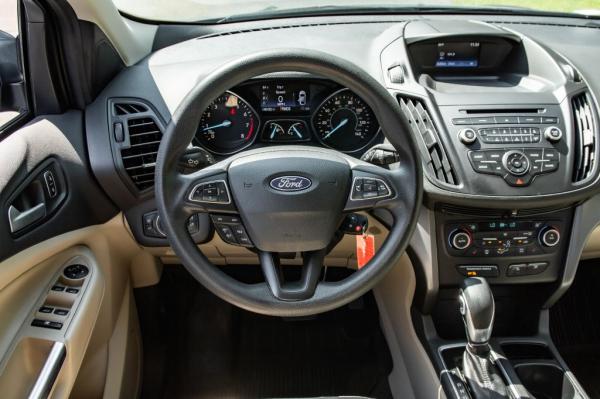 Used 2018 FORD ESCAPE SE SE