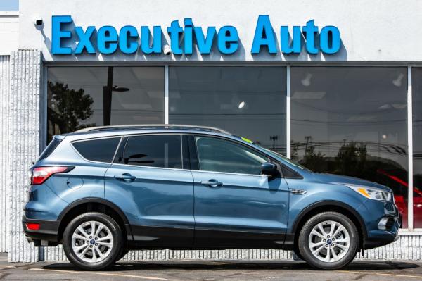 Used 2018 FORD ESCAPE SE SE