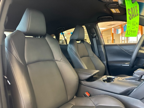 Used 2023 Toyota VENZA XLE XLE