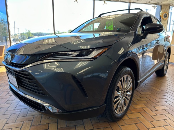 Used 2023 Toyota VENZA XLE XLE