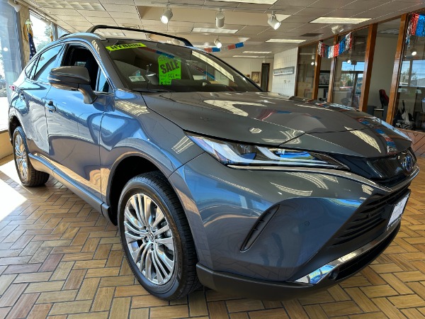 Used 2023 Toyota VENZA XLE XLE