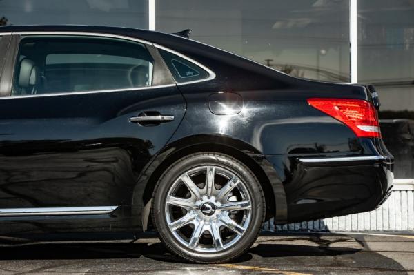 Used 2013 HYUNDAI EQUUS SIGNATURE