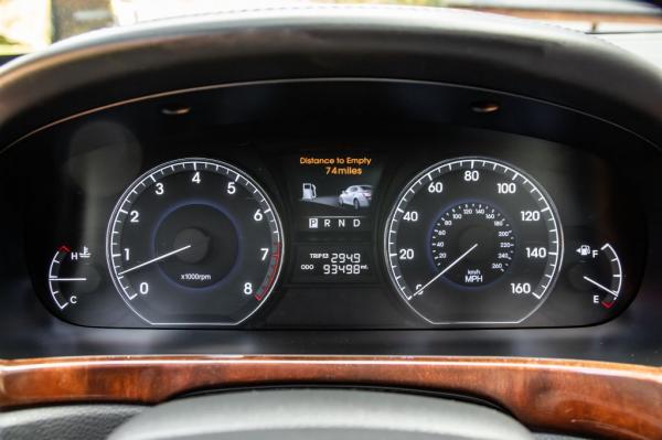 Used 2013 HYUNDAI EQUUS SIGNATURE