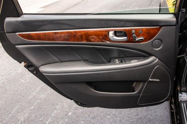 Used 2013 HYUNDAI EQUUS SIGNATURE