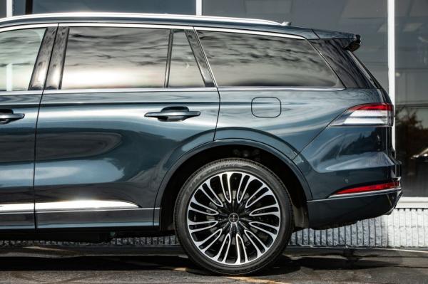 Used 2022 LINCOLN AVIATOR BLACK LABEL
