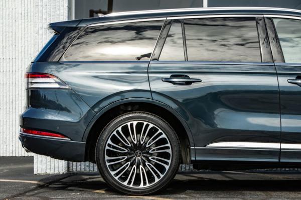 Used 2022 LINCOLN AVIATOR BLACK LABEL