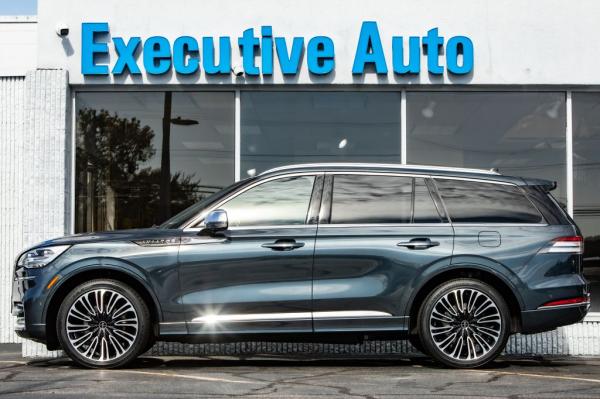 Used 2022 LINCOLN AVIATOR BLACK LABEL