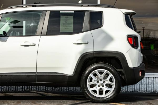 Used 2016 JEEP RENEGADE LATITUDE