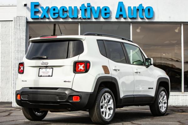 Used 2016 JEEP RENEGADE LATITUDE