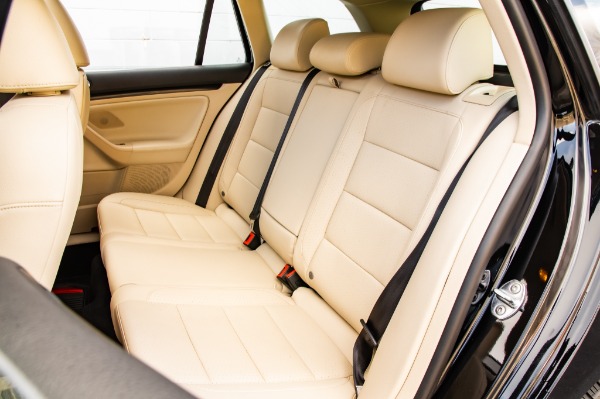 Used 2014 VOLKSWAGEN JETTA SE SE