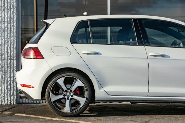 Used 2018 VOLKSWAGEN GTI SSE