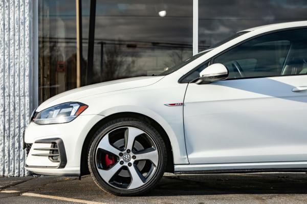 Used 2018 VOLKSWAGEN GTI SSE