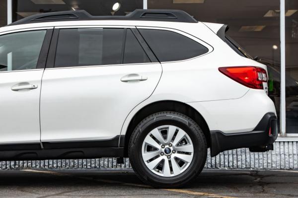 Used 2018 SUBARU OUTBACK 25I PREMIUM