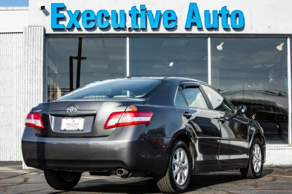 Used 2011 Toyota CAMRY LE LE