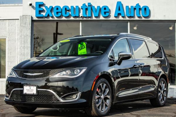 Used 2017 CHRYSLER PACIFICA LTD LIMITED