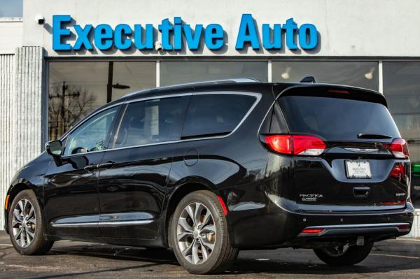 Used 2017 CHRYSLER PACIFICA LTD LIMITED