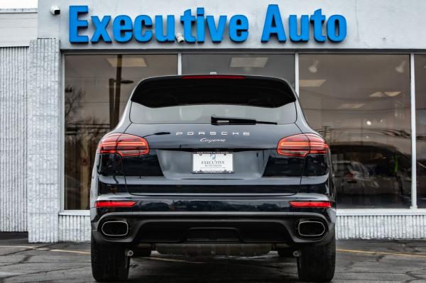 Used 2018 PORSCHE CAYENNE