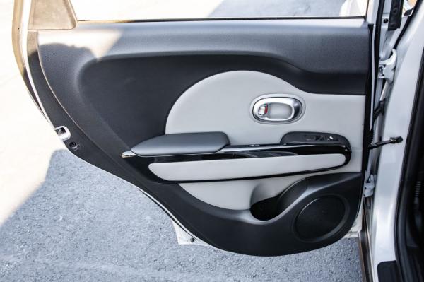 Used 2016 KIA SOUL + +