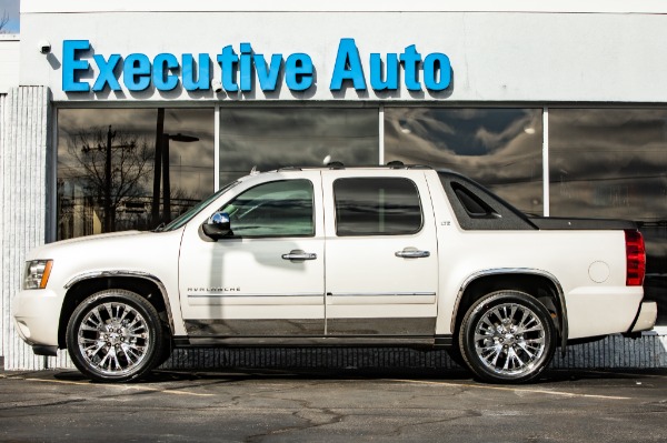 Used 2011 CHEVROLET AVALANCHE LTZ