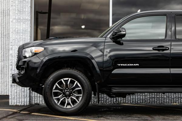 Used 2020 Toyota TACOMA DOUBLE CAB