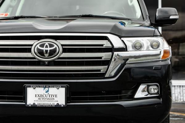 Used 2017 Toyota LAND CRUISER suv