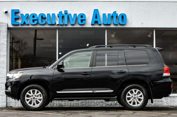 Used 2017 Toyota LAND CRUISER suv