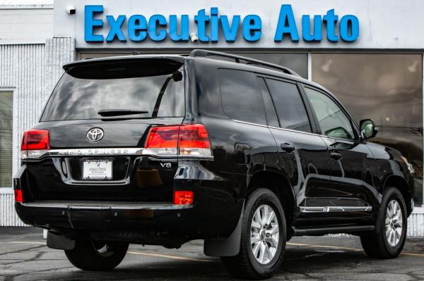 Used 2017 Toyota LAND CRUISER suv