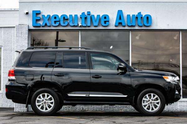 Used 2017 Toyota LAND CRUISER suv