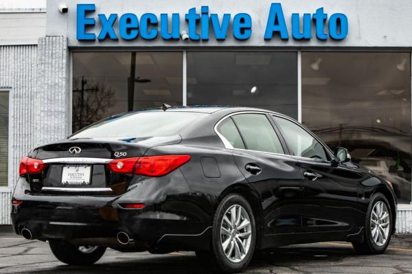 Used 2015 INFINITI Q50 BASE