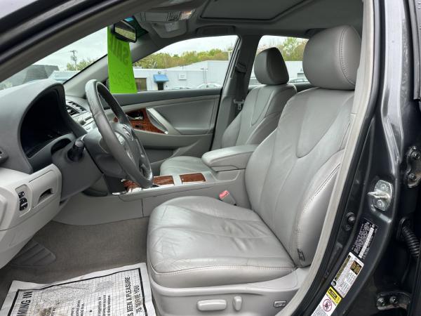Used 2009 Toyota CAMRY XLE XLE