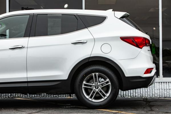 Used 2017 HYUNDAI SANTA FE SPORT