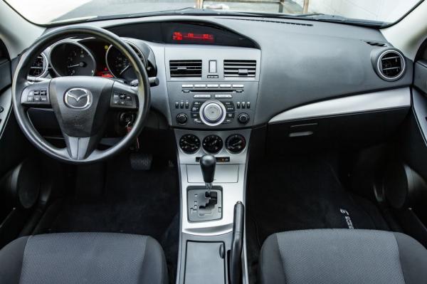 Used 2011 MAZDA 3 I
