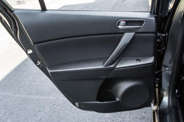 Used 2011 MAZDA 3 I