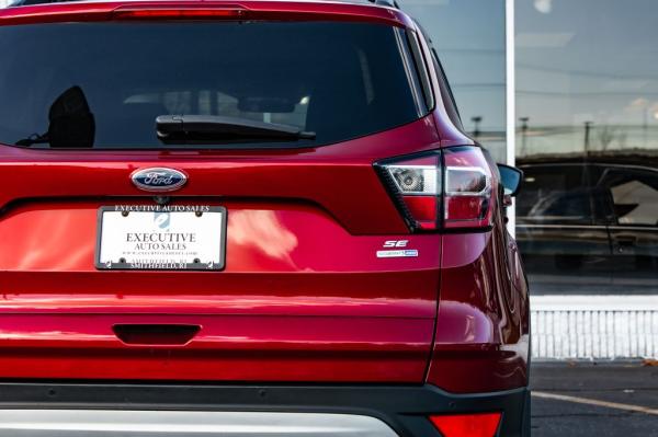 Used 2017 FORD ESCAPE SE