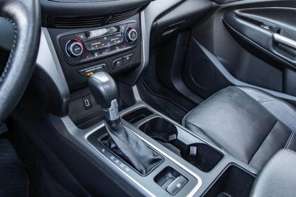 Used 2017 FORD ESCAPE SE